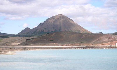 petit volcan au lac de Bjarnarflag