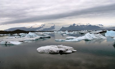 Obraz premium Icebergs en Islande