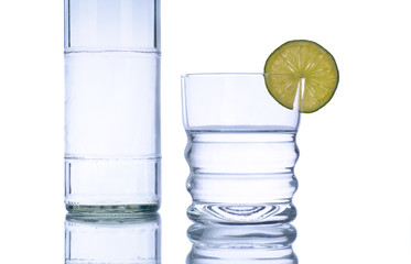 Wasser mit Limette