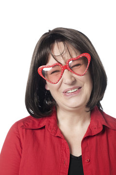 jeune femme s&eacute;duction lunettes en forme coeur