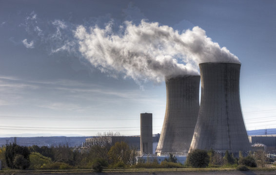 centrale nucl&eacute;aire