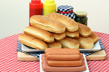 Fototapeta na wymiar hot dogs