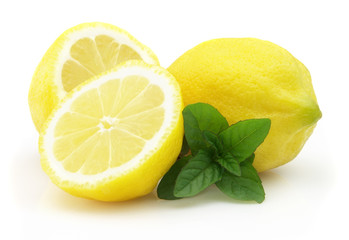 Mint with fresh lemon