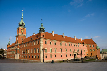 Fototapeta na wymiar Wide anglr image of Royal Castle in Warsaw, Poland