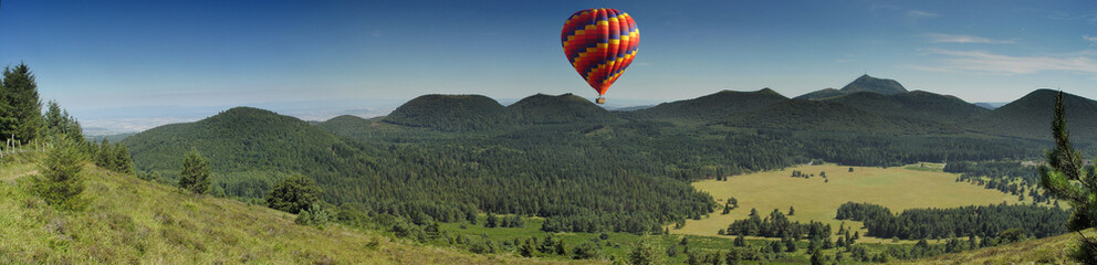 Naklejka premium Montgolfière