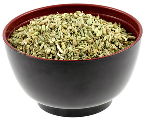 bol de graines de fenouil, fond blanc