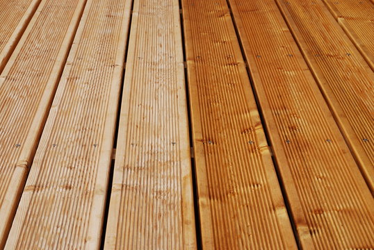 lames de terrasse en m&eacute;l&eacute;ze