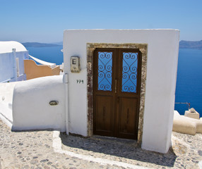 Drzwi na Santorini