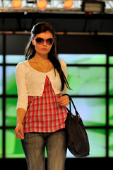 dziewczyna w okularach © par