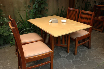 dinning table