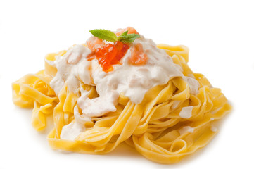 fettuccine with salmon and cream sauce