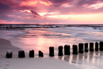 Calmness.Beautiful zonsondergang aan de Oostzee.