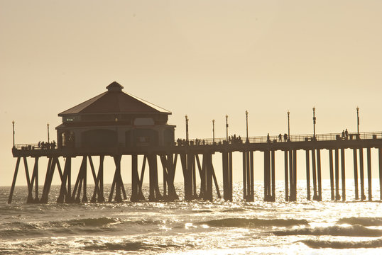 huntigton beach pier 2 of 4