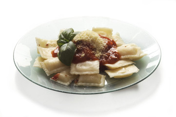 Ravioli al pomodoro