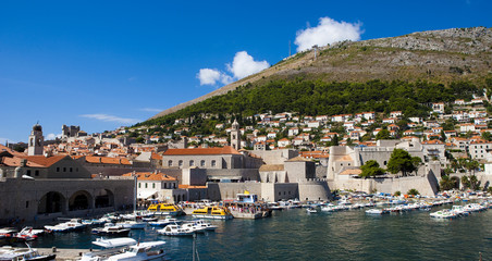Fototapeta na wymiar Dubrovnik harbor, Croatia