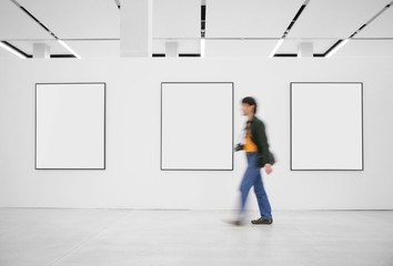 Fototapeta premium Visitor at an exhibition