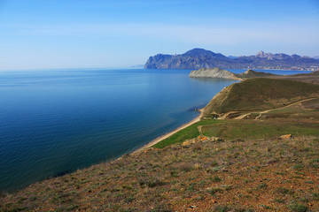 Cimmerian mountains and the sea. Photo 9159