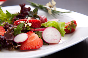 Radish Strawberry salad