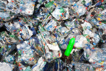 Recycling Flasche grün