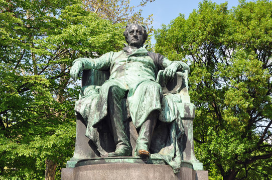 goehte denkmal in wien