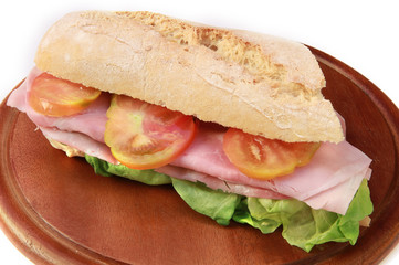 panino con prosciutto cotto,insalata e pomodori