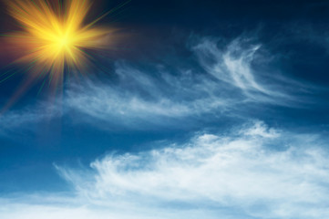 Obraz na płótnie Canvas Amazing sun in the blue sky.