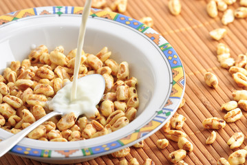 Cornflakes mit Milch