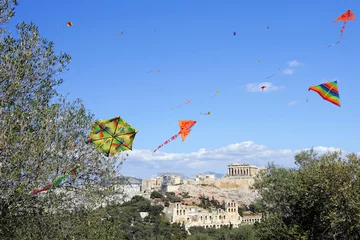 Fotobehang Kites at the Acropolis © Pasta