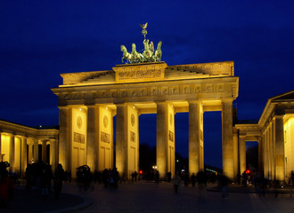 Fototapeta premium Berlin Brandenburger Tor noc 02