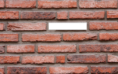 Mauer mit Schild