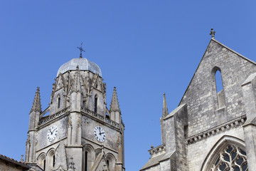 Fototapeta na wymiar cathédrale de Saintes