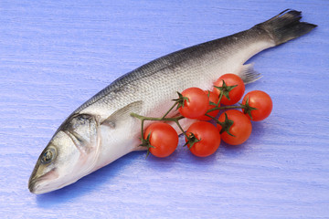 branzino con pomodorini
