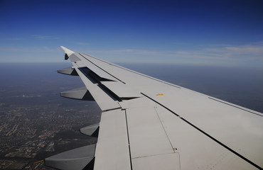 Fototapeta na wymiar Wing of the plane