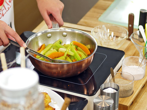 Gem&uuml;se kochen