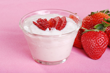 yogurt with strawberries