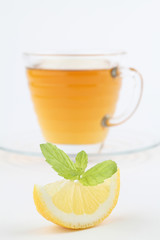 Mint tea with lemon