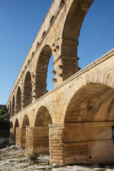 desous pont du gard