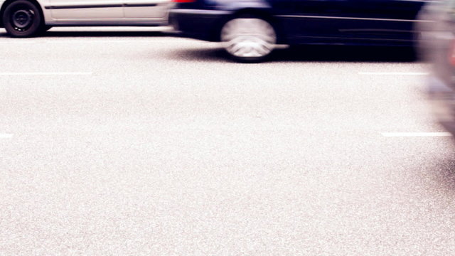 Autos im Stra&szlig;enverkehr