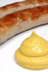 Senf und Bratwurst