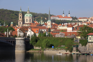Fototapeta premium The View on spring Prague's St. Nicholas' Cathedral