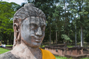 Fototapeta premium Statue at the Terrace of the Elephants within the Angkor Temples