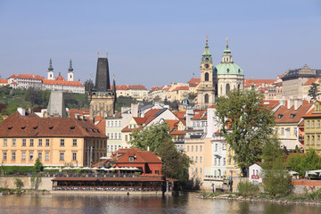 Naklejka na ściany i meble Spring Prague's St. Nicholas' Cathedral