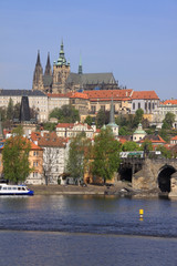 Obraz premium Spring Prague's gothic Castle with the Charles Bridge