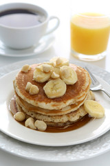 Banana Macadamia Nut Pancakes