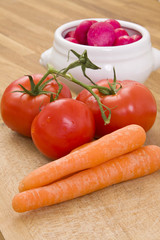 fresh tomatoes, carrot and radish