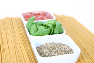 Ingredients: tomato sauce, basil leaves, spice,raw spaghetti