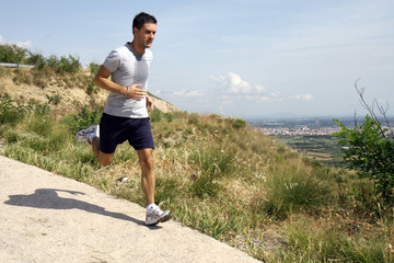 Corsa veloce in discesa