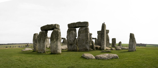 stonehenge standing stones wiltshire england