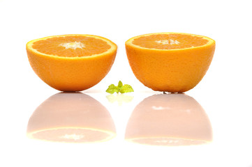 Zwei Orangenhälften