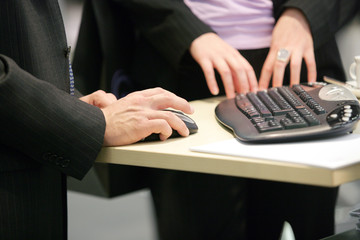 hands on computermouse